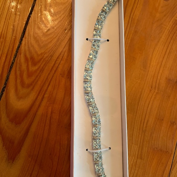 Tennis Bracelet - Picture 5 of 8